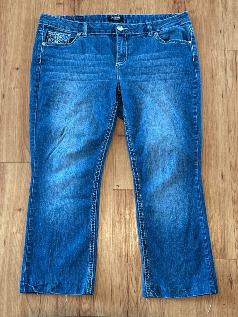 ZCO Premium Womens Medium Wash Embellished Studded Bootcut Jeans Size 18W